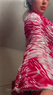 21877