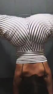2772
