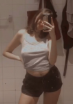 513