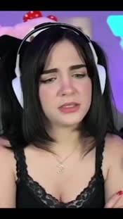 8427